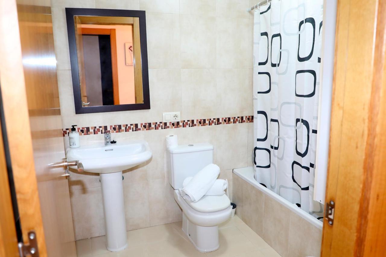 Apartamento Completo Clara Campoamor การ์โบเนรัส ภายนอก รูปภาพ